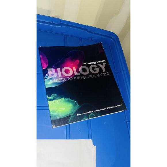 Biology: A Guide to the Natural World by David Krogh - 3rd Custom Edition [UNLV] - Picture 1 of 3